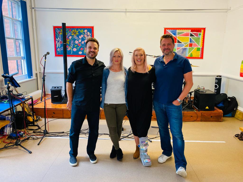 TeachMajor's tweet photo. We hope @Leicesterprep1  enjoys their Gigs For School performance today!

Treat YOUR students to a live music performance! We can provide a 4 piece band to perform a child-friendly set list for everyone to enjoy!

For more info, get in touch: admin@teachmajor.com

#livemusic https://t.co/ngpTylKKH7