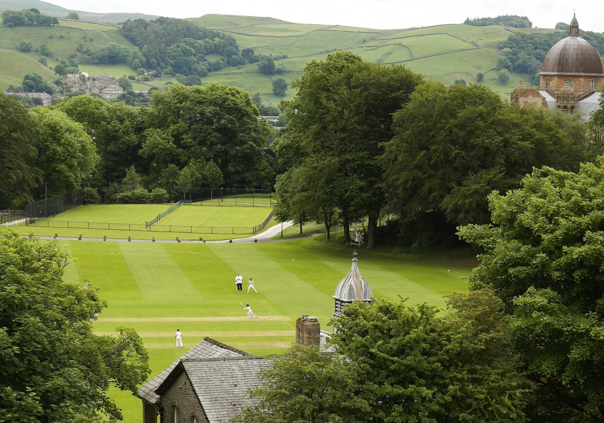 <a href="/giggschool/">Giggleswick School</a> Summer Courses 

🏐Netball with <a href="/netufitness/">netu</a> and <a href="/NetballSL/">Netball Super League</a> players Lucy and Rosie Harris 

🏑Hockey with our Director of Hockey Max Helme

🏏Cricket with Ashen Silva -Sri Lankan test squad player and <a href="/giggschool/">Giggleswick School</a> <a href="/SettleCC/">𝐒𝐞𝐭𝐭𝐥𝐞 𝐂𝐫𝐢𝐜𝐤𝐞𝐭 𝐂𝐥𝐮𝐛</a> current pro

Book now giggleswick.org.uk/courses/summer…