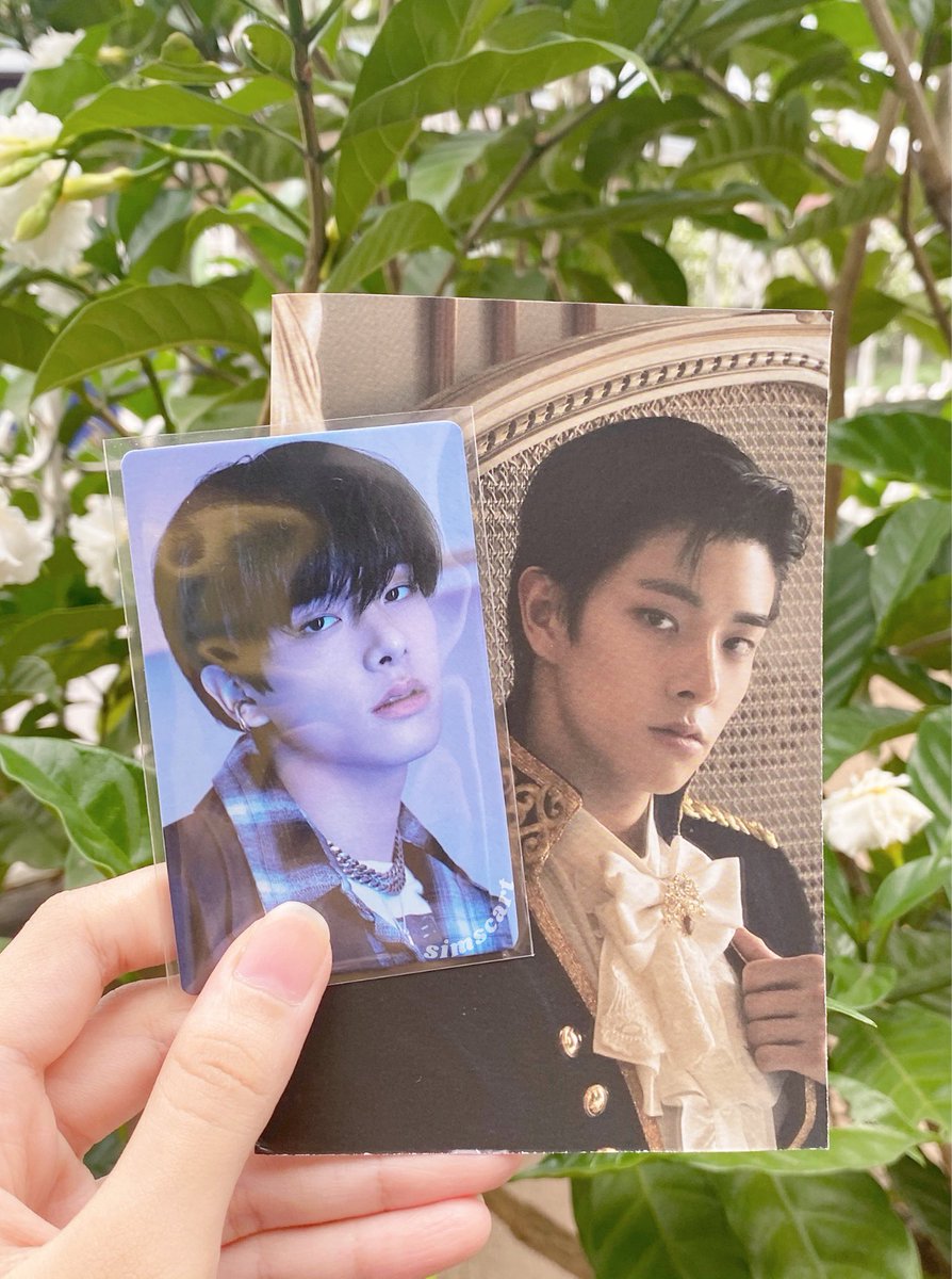 simscart's tweet photo. ╰ #simcollects ៹𖤐˚.
finally,, jake’s shopee pob pc ! the last j to complete my triple j agenda >.< thank you so much @enhacart for packing it safely and nicely! ^^ luvv the cute freebies as well~ #kikifeeds https://t.co/okBJ1NIOcX
