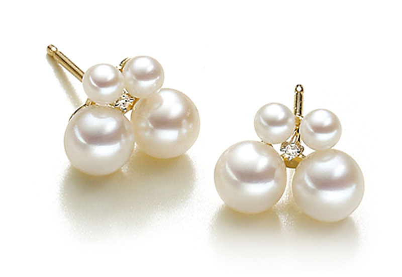 pureandtimeless's tweet photo. Win een set Pure &amp; Timeless pareloorbellen met diamant via https://t.co/wtw6nwnkLu https://t.co/wvKGdigg1p