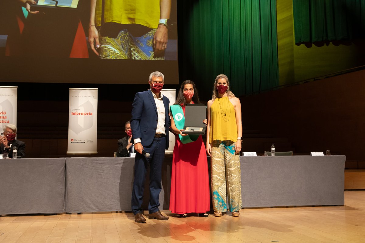 BlanquernaFCS's tweet image. 👏👏👏 👩‍🎓Enhorabona per als millors expedients acadèmics de la promoció 2021 dels graus en Infermeria, Fisioteràpia, Farmàcia i Nutrició Humana i Dietètica @Blanquerna @uramonllull: Alicia Orduña, Míriam Iban, Laia Serra i Mariola Jiménez. #orgullBlanquerna 😍