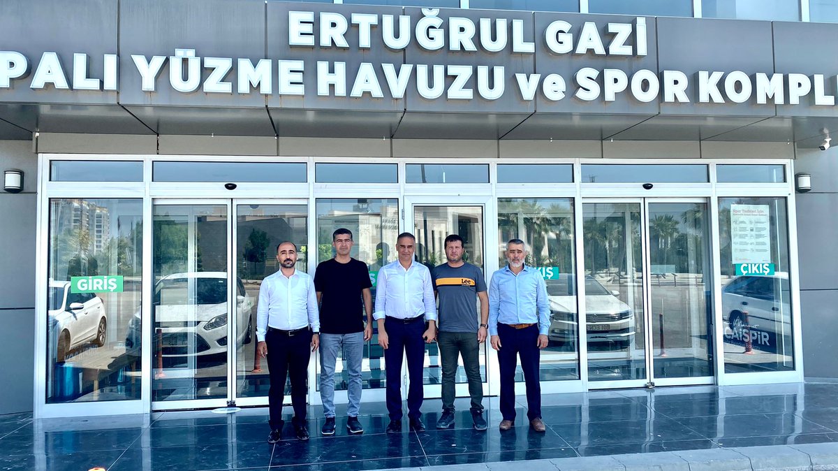 #Yüreğir Belediye Başkanı Sn. Mehmet Fatih Kocaispir'in
tensipleri İle Yüreğir Belediyesi
Spor Müdürü Olarak Atanan Okulumuz Ö.R. Halıcılar. Ve Mh Selahattin Eyyubi'de Büyük Emekleri
Olan Hocamız Sn. <a href="/ceyhunoktem/">Ceyhun Öktem</a>
Ziyarette Bulunduk.
<a href="/mehmetay01/">Mehmet Ay</a>
<a href="/NFCengil/">Necip Fazıl Cengil</a>
<a href="/fmkocaispir/">Fatih Mehmet Kocaispir</a>