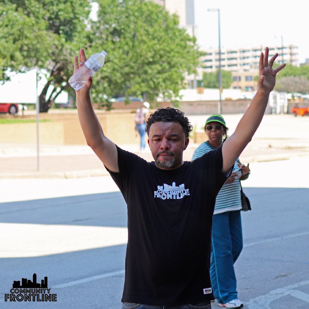 commfrontline's tweet photo. Always on the FRONTLINE....
.
.
.
.
#communityfrontline #juneteenth #ftworth #ftworthtx #community #fortworth #parade #fortworthlocal #frontline #inthecommunity #fortworthcommunity #fortworthinsta #fortworthblogger #fortworthtexas #fortworthevents #fortworthweekly https://t.co/rCi2otfn78