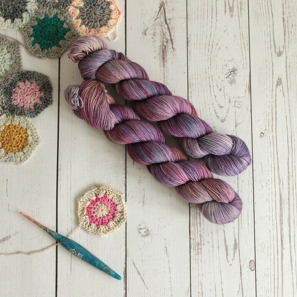 It's #WIPWednesday &amp; I want to know what's on your hook or needles today! ⁠
⁠
I'm showing off my granny hexies (Can you call a hegagon a granny square? I gotta admit, this has been a long haul project for me &amp; I am nowhere near having blanket's worth… instagr.am/p/CQv2JlINZiZ/