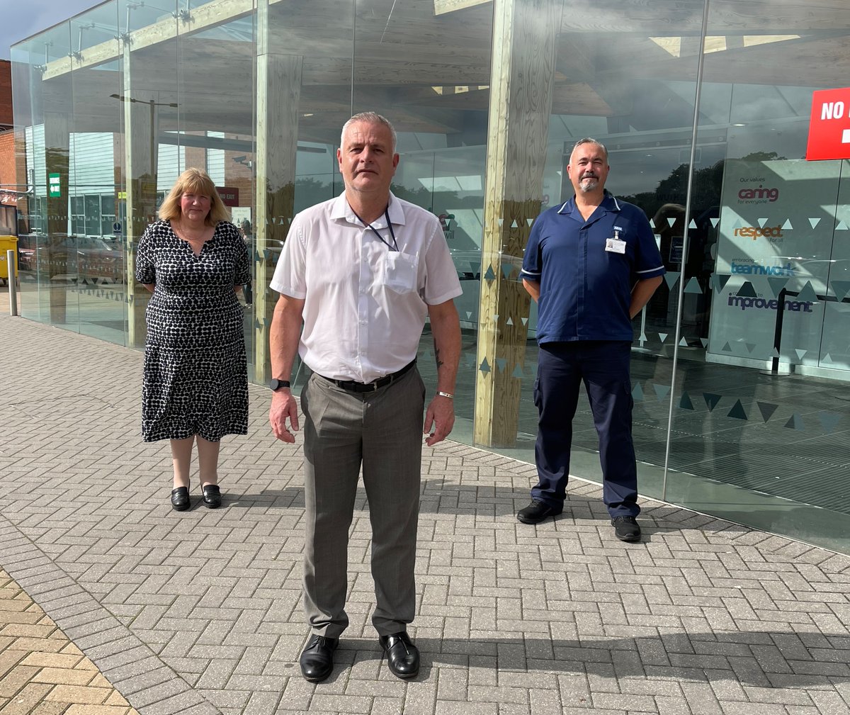 Wirral hospital trust recognised for health and safety standards with goal award
wirralglobe.co.uk/news/19409986.…