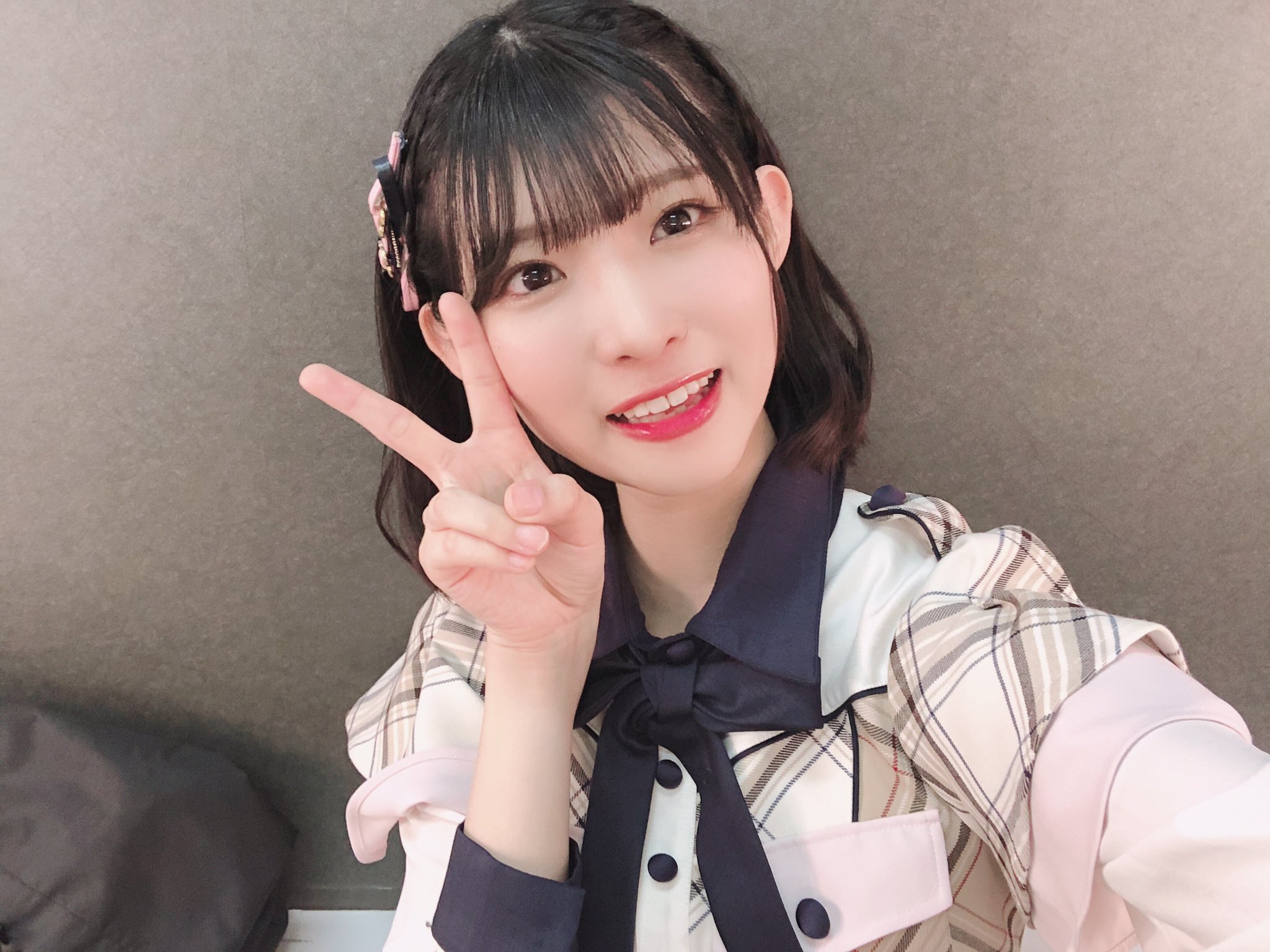 蒲地志奈 Akb48チーム8を卒業しました チーム8で活動できて 素敵なメンバーとファンの方に出会えて本当によかったです みなさんがだいすきです 今まで本当にありがとうございました 蒲地志奈 T Co Wuo6rzrfos Twitter