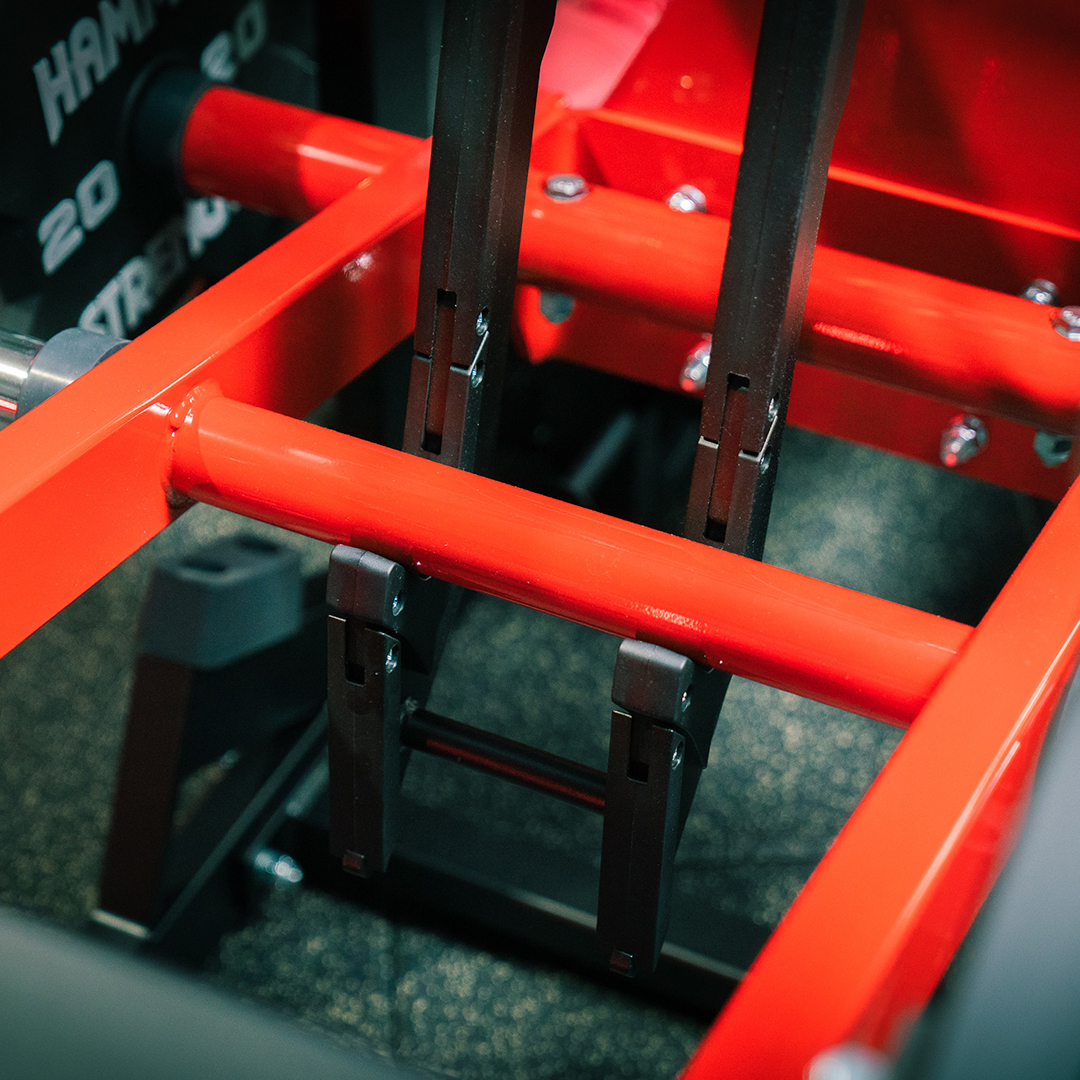 Hammer Strength tweet media