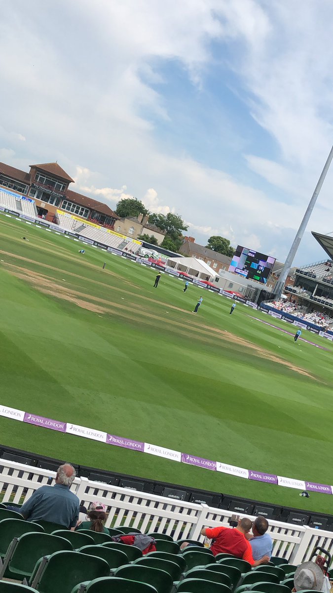 DriveTVMini's tweet image. Beaumont scored 87 not out on Saturday. Teresa in Blk 4 Row L No 110 #EngvsInd