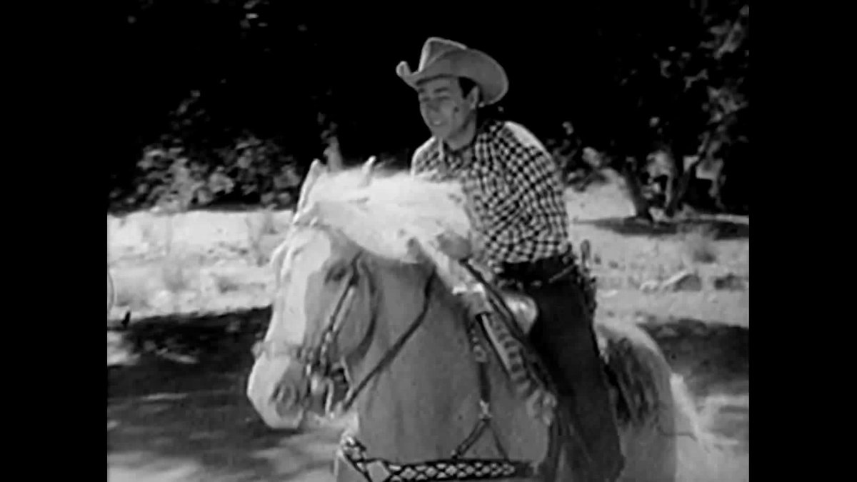 Home2Hollywood's tweet photo. June 30: Our Hometowns to Hollywood, LLC star of the month is Trigger! When Trigger died in 1965 his hide was mounted over a plaster cast of a rearing horse. The mounting was done by Bischoff’s Taxidermy, originally located in Los Angeles, California, but currently located in https://t.co/paEwsuadC8