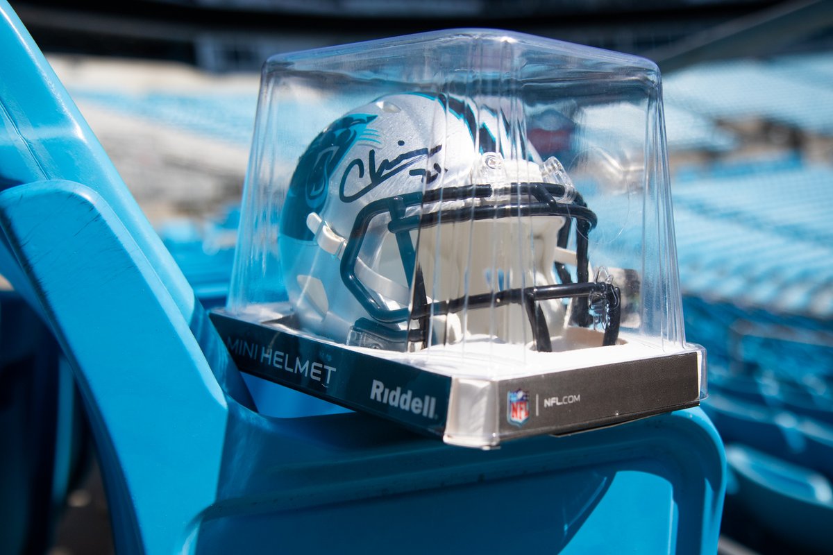 𝟸𝟷 𝟸𝟷 𝟸𝟷

RT for your chance to win a <a href="/ChinnJeremy2/">Jeremy Chinn</a> signed mini helmet‼️

#SocialMediaDay | #KeepPounding