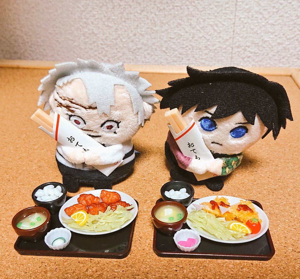 定食のガチャガチャ見つけたのでw テーブルとかも欲しい ミニチュア家具と いちのイラスト