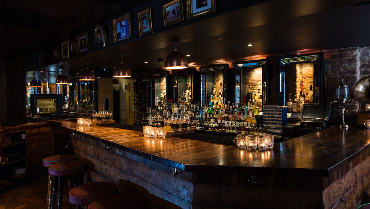 The London Cocktail Week Warm-Up starts in less than a week! Have you bought your wristband yet? 

ONE WEEK. £7 Cocktails. 30 OF LONDON'S BEST HIDDEN BARS. 
Plus your wristband will also be valid for the main festival in October. 
l8r.it/VfCM
