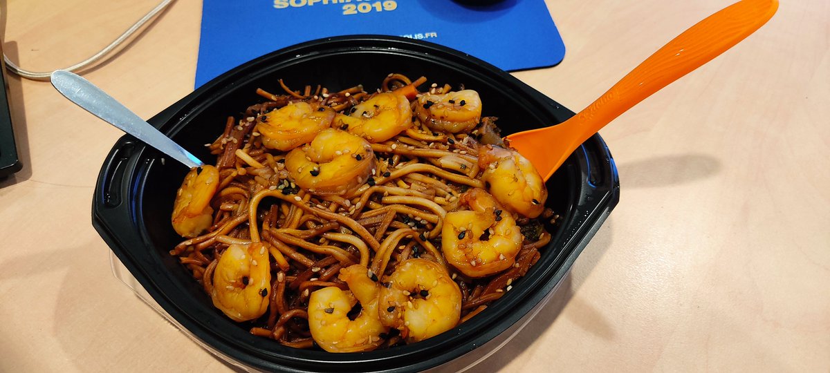 sdraperi's tweet photo. Vu les températures ce jour , un petit wok acheté sur Garbejaire et je rentre le manger avant la reprise !
C'est bien pratique d'avoir tout sous la main sur @Sophia50ans !!!
Que de changements par rapport à mes années sur @VilledeNice
Bon appétit 😆
#surmatable
#juin2021 https://t.co/DaI1ispr6q