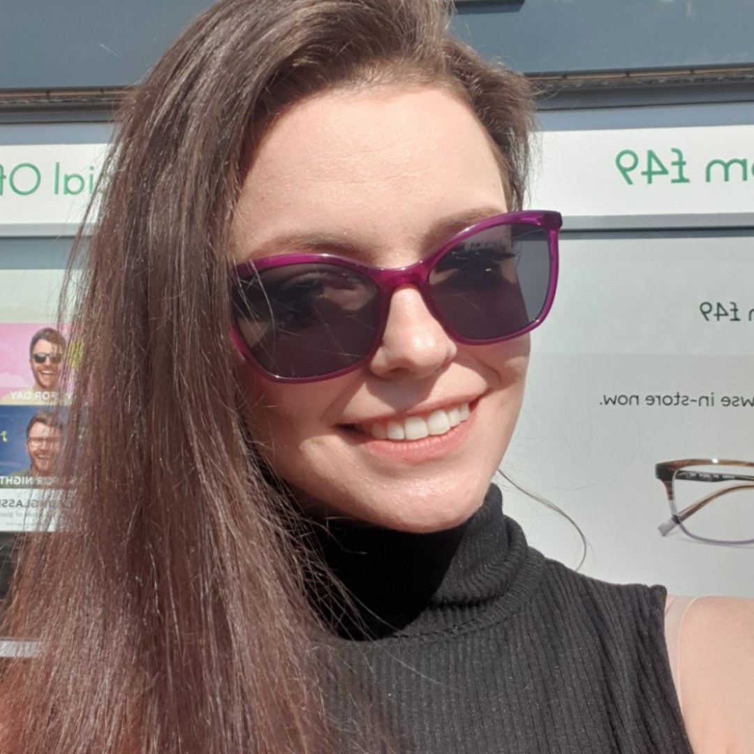 These Sabine sunglasses perfectly encapsulate our summer mood ✨✨

Just visit shop.duncanandtodd.com/product/sabine… to try them on virtually, or buy them at your nearest branch and get ready to bask in the sun ☀️