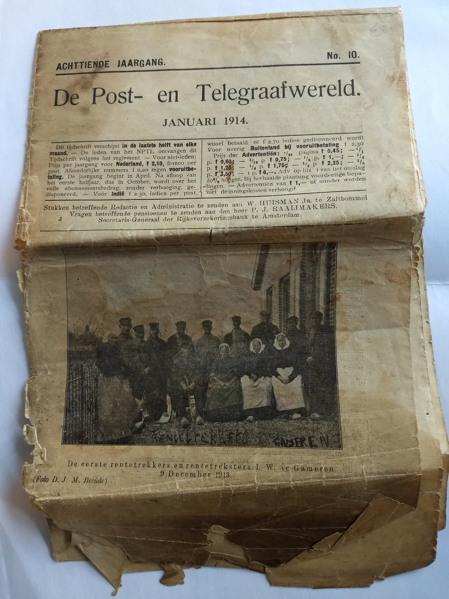 RARivierenland's tweet photo. We kregen waardevolle stukken van 2 #Bommelerwaardse families. Van de familie #Kant uit #Nederhemert oa poëziealbums, getuigschriften en een toelatingsexamen voor de HBS. De stukken van de familie Van #Westrenen zijn oa foto’s, een oud krantje, brieven en een familiegeschiedenis https://t.co/VAjE2IRulJ