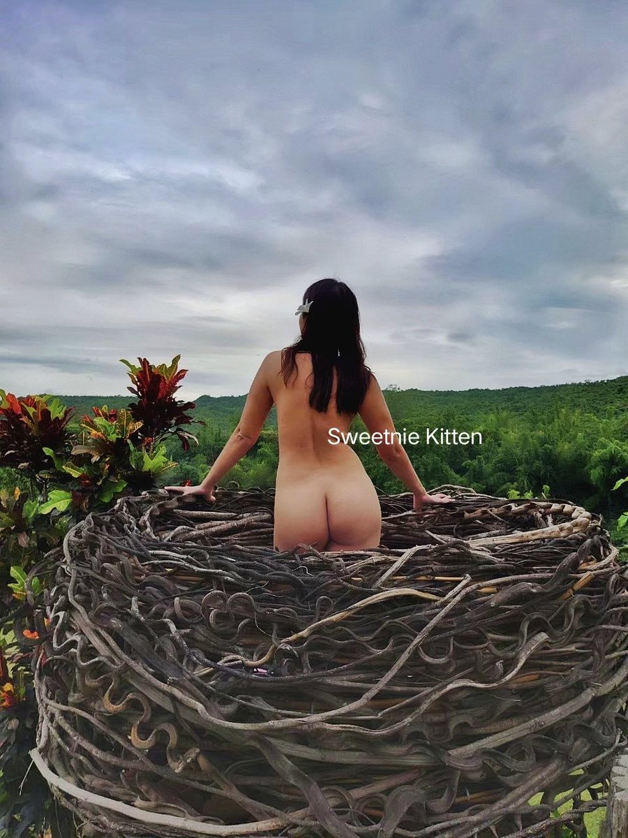 We were born naked and human body is art. Love..#naked #outdoor #naturists