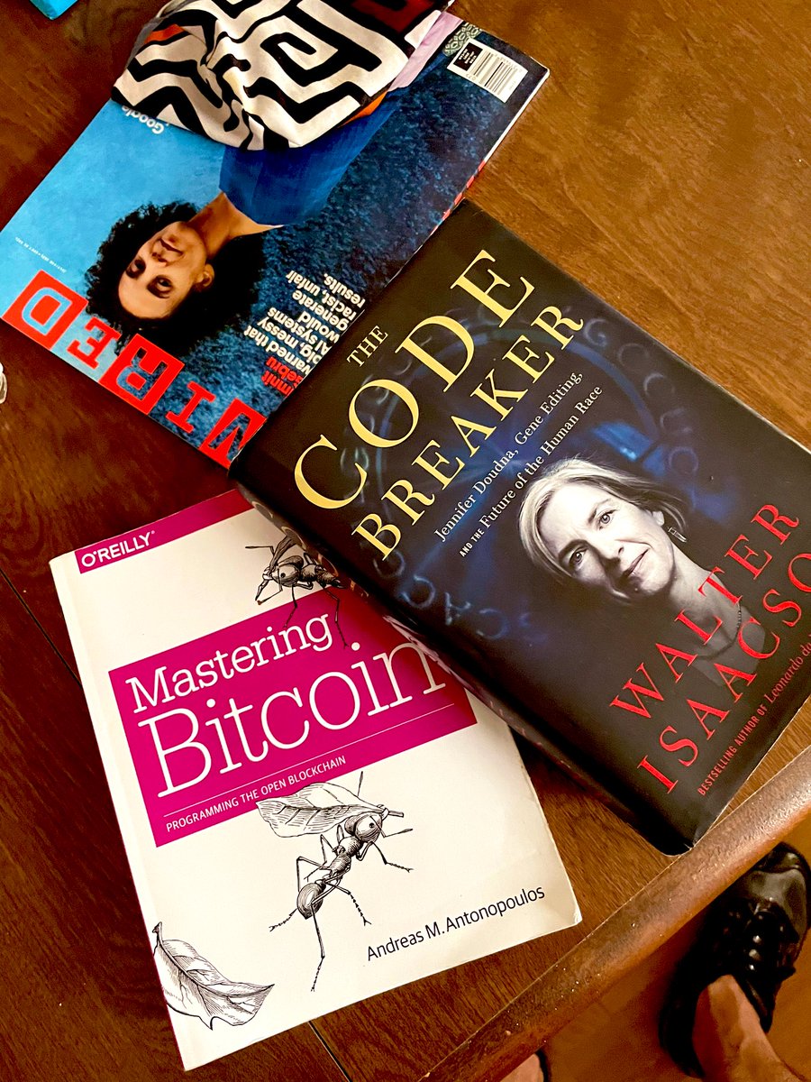 BlueITProject's tweet image. #Connectivity is now top of our basic needs as humans, family members, students, professionals in the workforce or trying to re-enter. Today, the #BlueITProject will use @Twitter 2 share some #DiscussionTopics on “Economics and You”. #ELab w/ #ZeDGoBlue anybody? #TheFutureIsNow