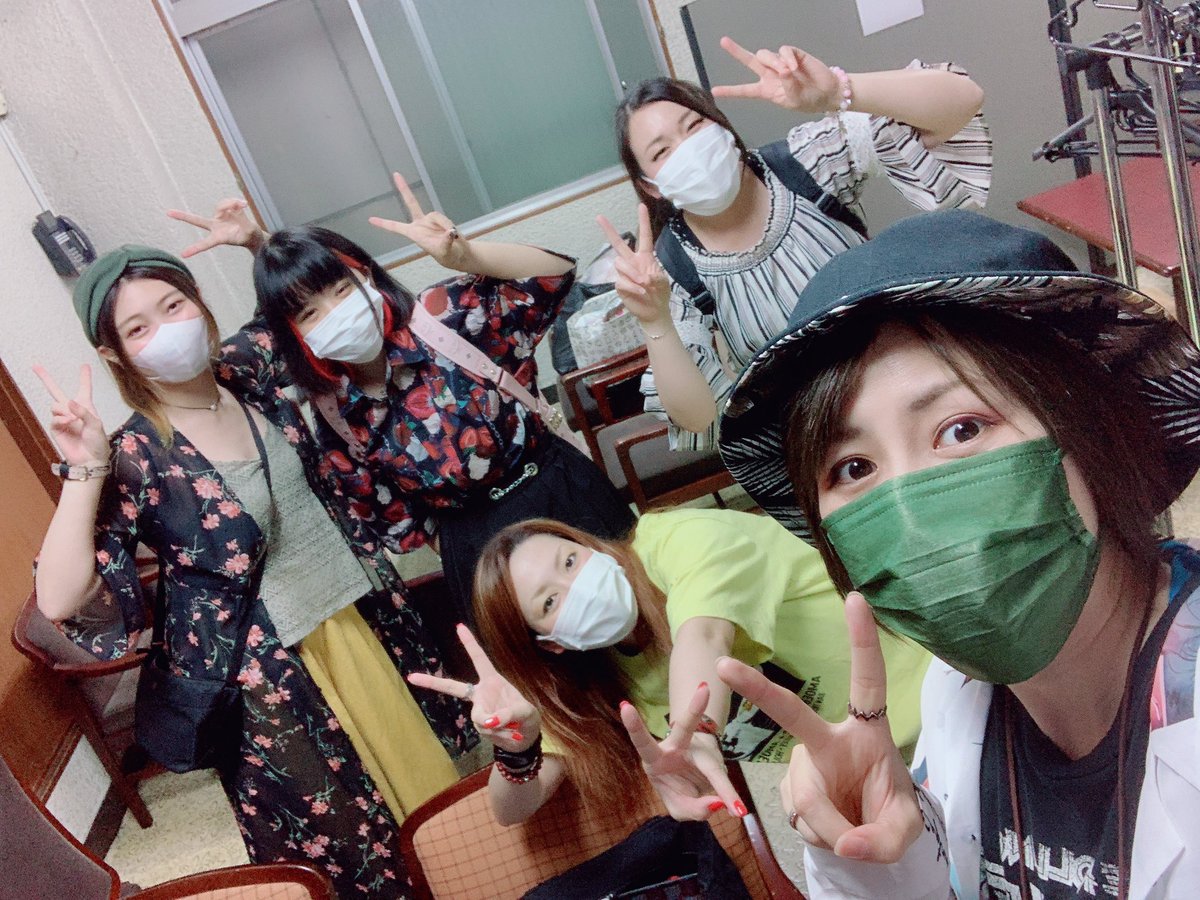 azumeet's tweet photo. 【取り急ぎ】
無事終わりました!!
来てくださった皆様
配信を見て下さった皆様
共演者の皆様
スタッフの皆様
ありがとうございましたー💟
#ROOTER2 #京都 https://t.co/xbphBQM0tx