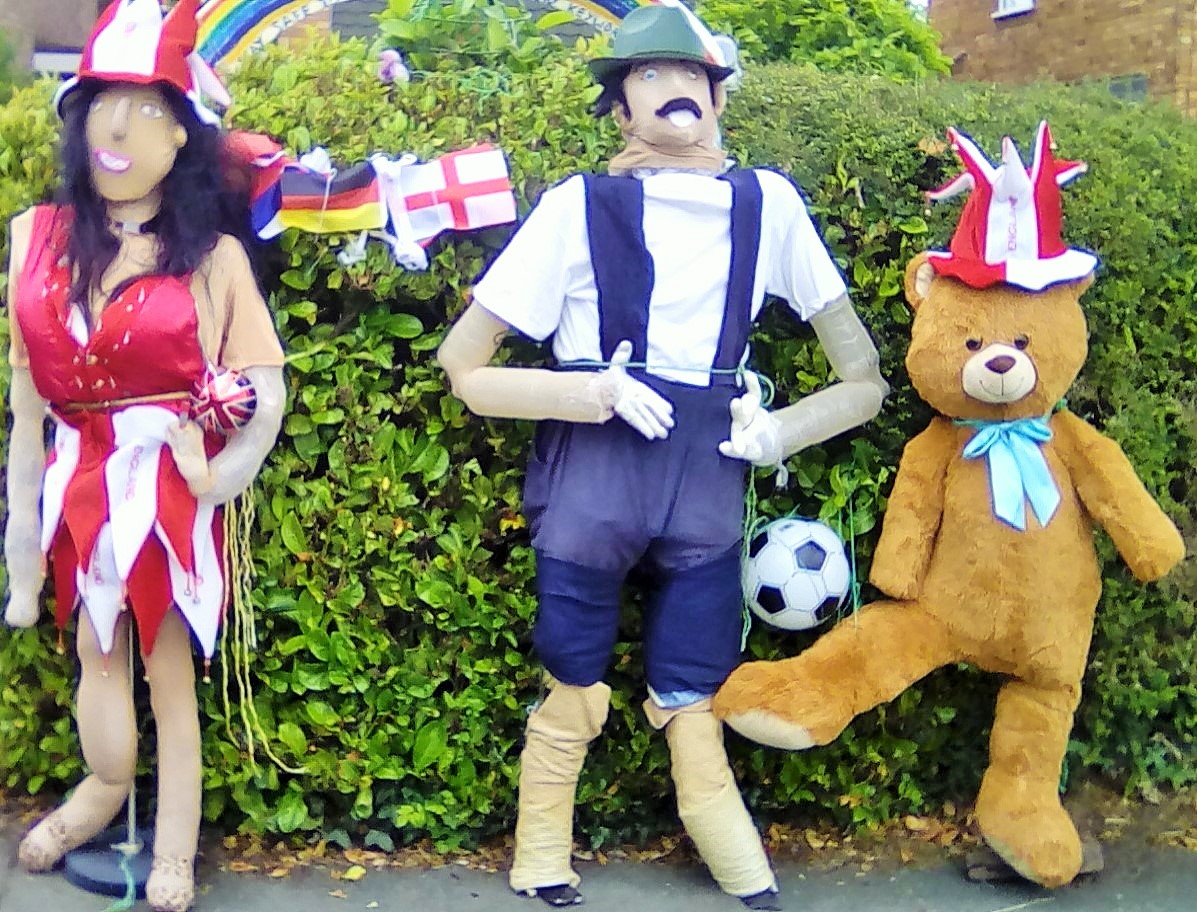 magsmagic's tweet photo. @England Thought you might enjoy seeing my scarecrows in Barton under Needwood, Staffs. England &amp; German fan, with Barton Bear playing football. Well done England, good luck in Rome! https://t.co/rbh6JUWaGJ