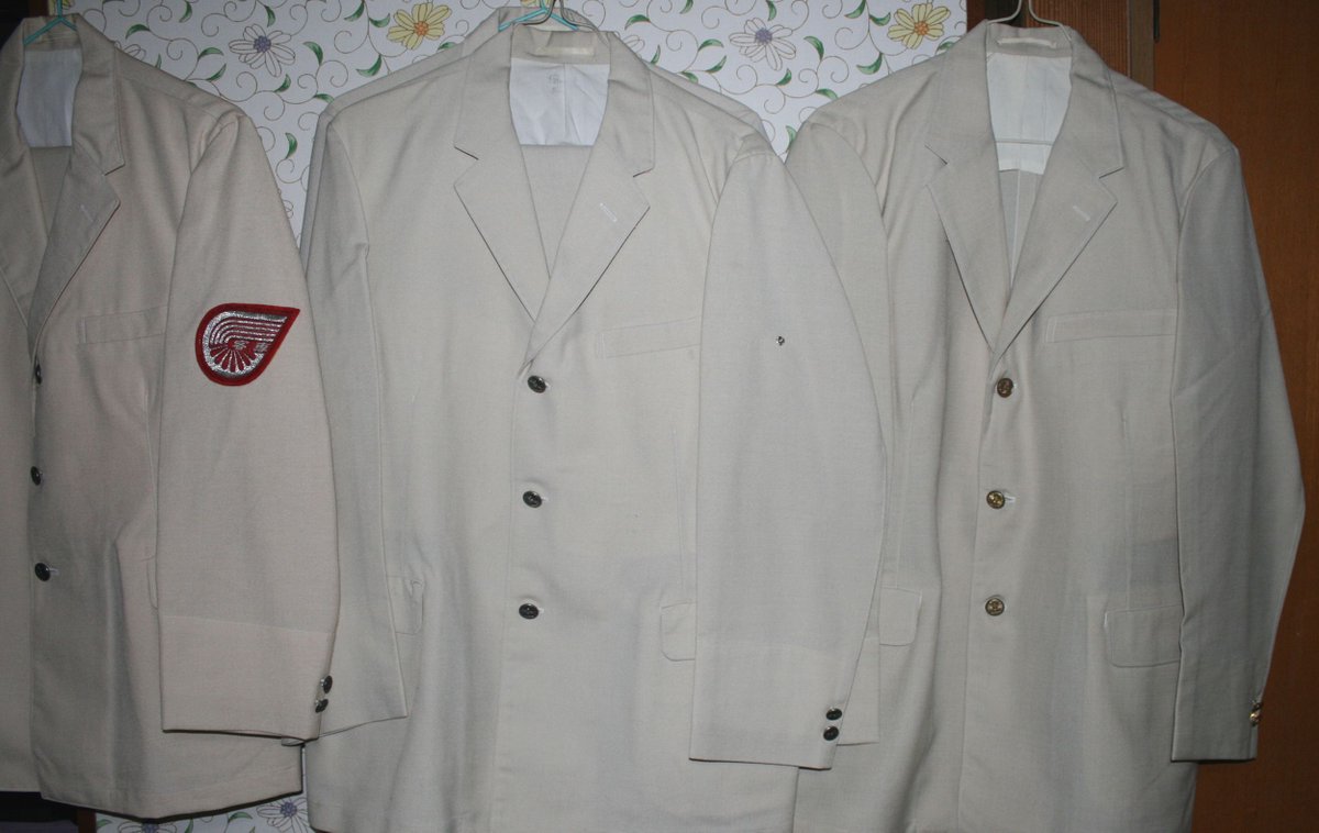 tubuyakireku FF外から失礼します。国鉄時代の白服の車掌さんは