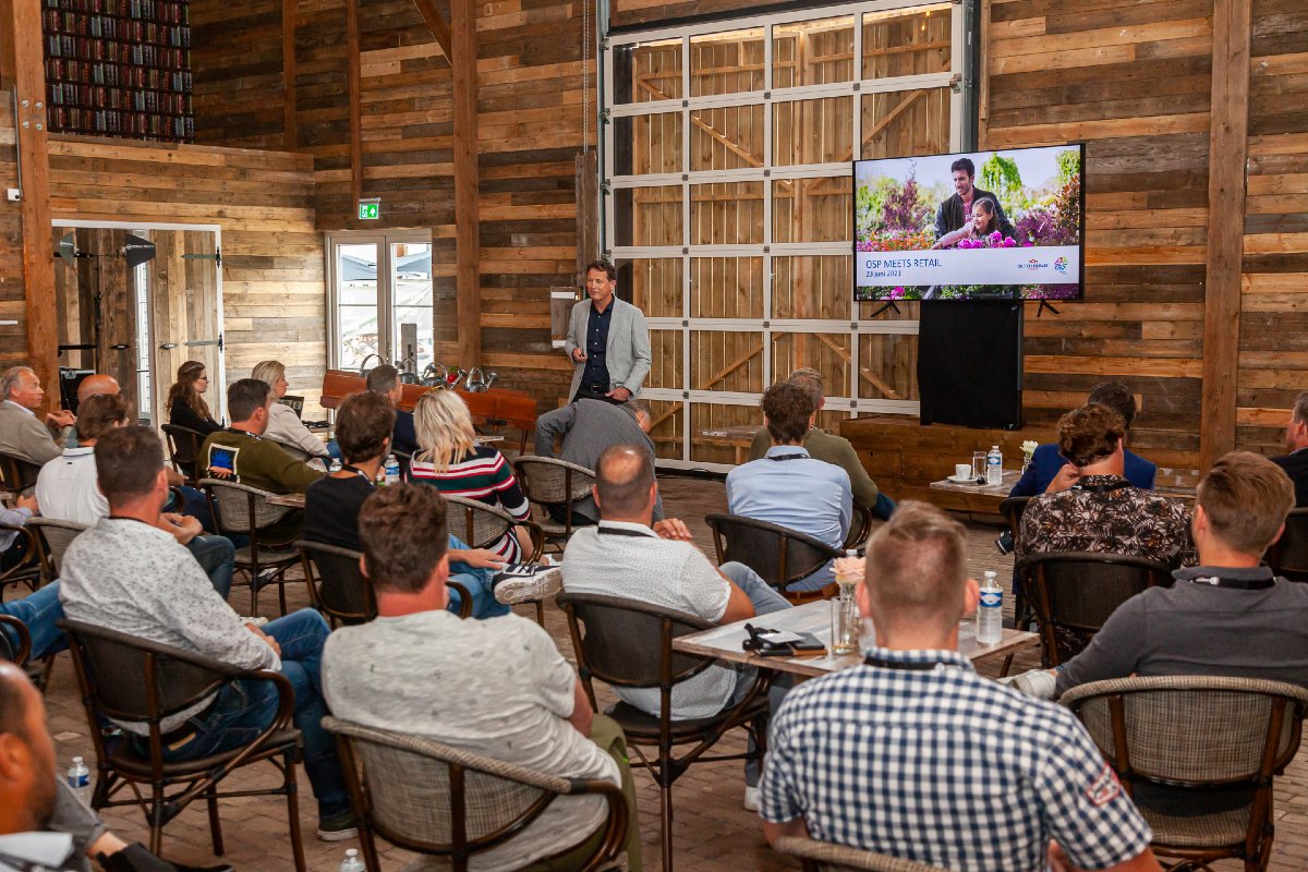 GREENN's tweet photo. Afgelopen week mochten we eindelijk weer eens een live event organiseren in samenwerking met @OZPlanten . Wat een interessante middag was het met leuke en inspirerende sprekers! https://t.co/QSiOF0JZaS