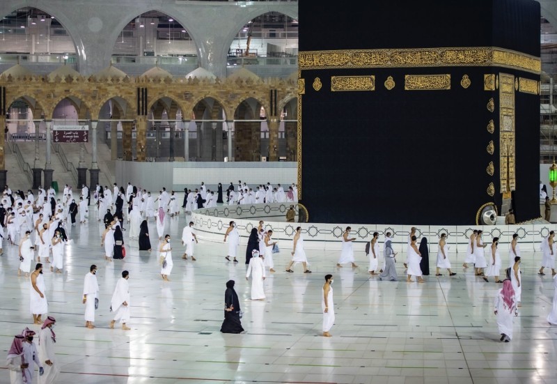 anawenmed's tweet photo. الرئيس العام لشؤون #المسجد_الحرام و #المسجد_النبوي يطلق الخطة التشغيلية لموسم #حج_١٤٤٢هـ 
ويؤكد :حرصنا في الخطة على تكثيف الاحترازات وتفعيل الجوانب التقنية مع الحرص على تسهيل المناسك وإثراء التجربة وتحقيق الريادة في حسن الوفادة بما يتوافق مع قيم و #رؤية_المملكة2030 https://t.co/DglbiIY4YL