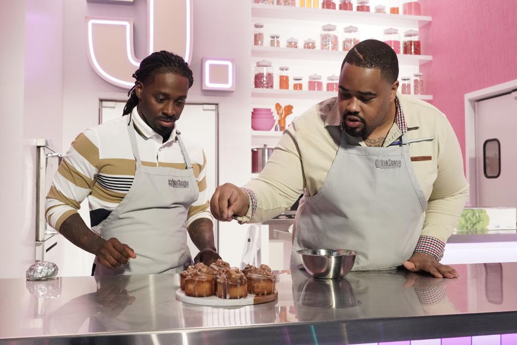 TalentsonFOX's tweet photo. The art of cooking, the skill of baking. 🍮 

#CrimeSceneKitchen airs tonight at 9/8c on @FOXTV. https://t.co/r9sEFfV4E7