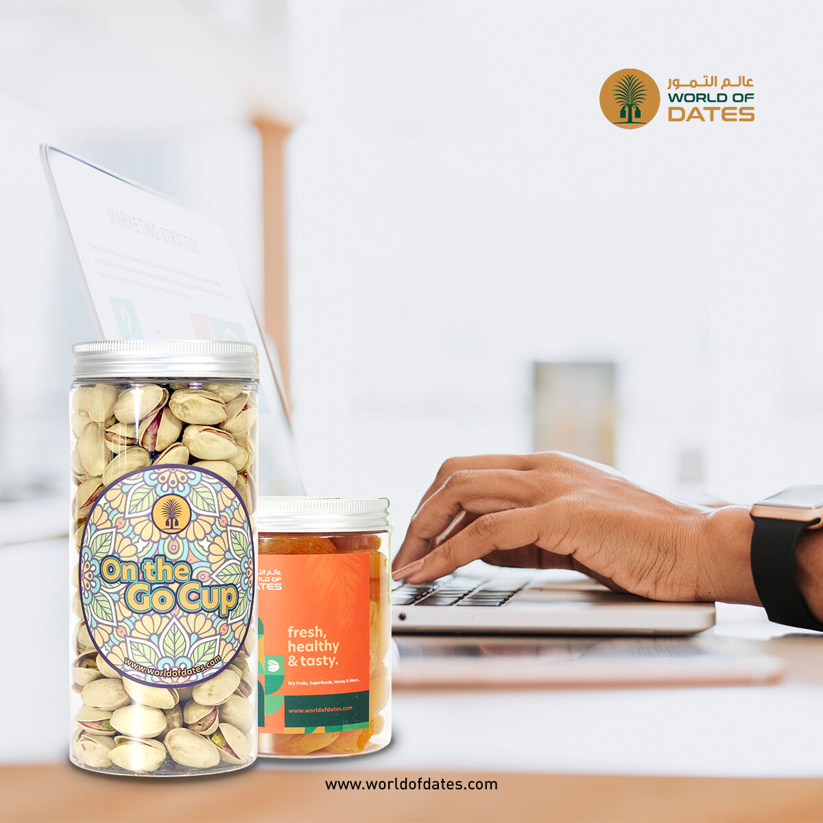 WorldofDates's tweet photo. It's Snack o'clock somewhere 🙌 
We Love snacking, whether it's at our desk at work or a treat for afternoon coffee , So why not snack on something delicious yet healthy and keep the good mood going  😉 

#healthysnacks #stayfocused #officesnacks #special #wod #worldofdates https://t.co/dWMjIdwXyj