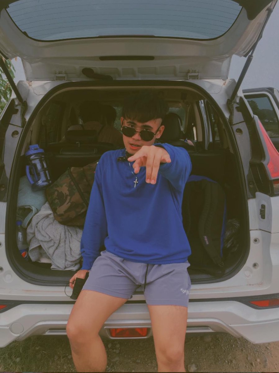 gltnxcharles's tweet photo. wanna ride? https://t.co/eVndCis32L