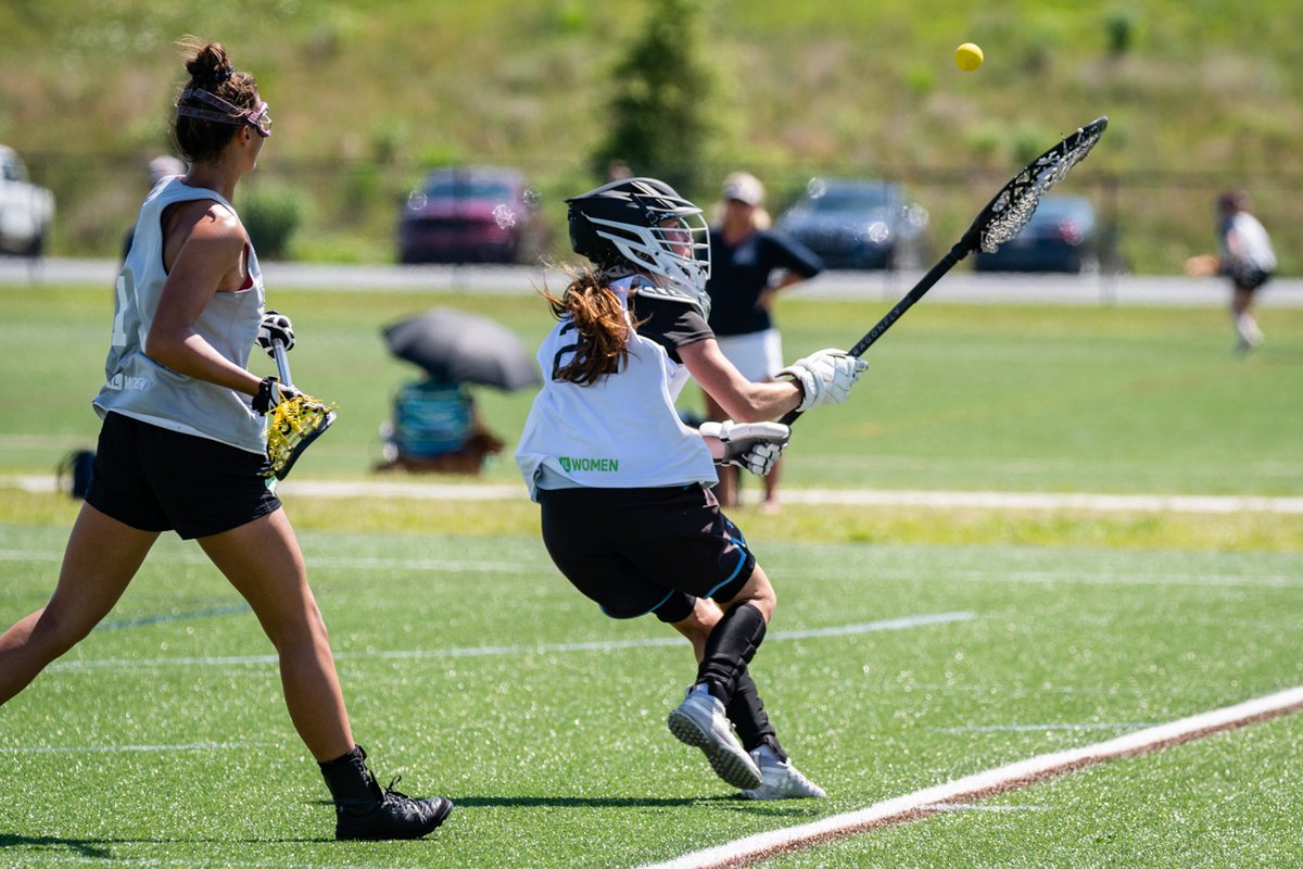 ILWomen's tweet photo. Command, a team of @PennStateWLAX, @NovaWLax, @Bucknell_WLAX, @LoyolaWLax, @NiagaraWLAX and @JAX_WLAX commits, captured the ILWomen Committed Academy championship. 🏆

Future Nittany Lion Lauren Tinson ('22) earned MVP honors.

Story: https://t.co/oUrxB3DYQT https://t.co/eNGxYSSG64