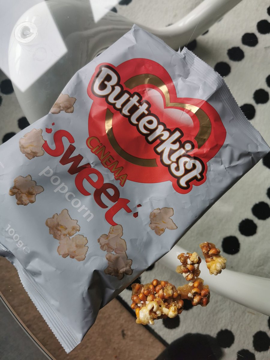 Hannah_Quinton's tweet photo. @ButterkistUK this is one of the oddest bags of popcorn, its a lot of unpopped kernels in sugar?!? https://t.co/9zG2PIZZzf