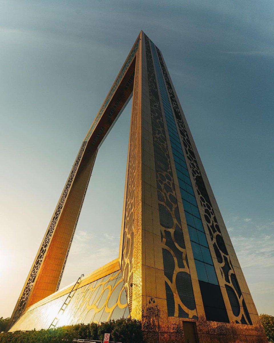 DubaiFrame's tweet photo. كل لحظة ساحرة تستحق بروازاً! #برواز_دبي

Every moment is unique, frame it! 📸#wonj https://t.co/mtL7boKmS7
