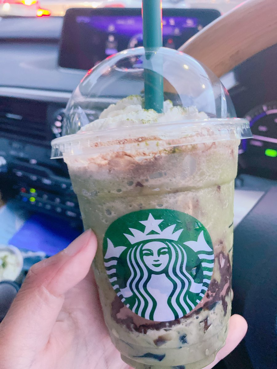 #スタバ  今日から御当地企画　メチャ並んでるけど…  モバイルオーダーの為待ち時間なし　岐阜です