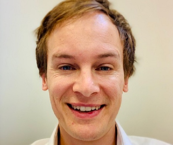 capcbristol's tweet photo. What a team! More congratulations: this time for @ibennettbritton who has been awarded a @wellcometrust Primary Care PhD Research Fellowship @UoS_PrimaryCare co-supervised @capcbristol &amp; @cardiffuni 👏🎉
#primarycare #research https://t.co/CFmNBwfmpQ