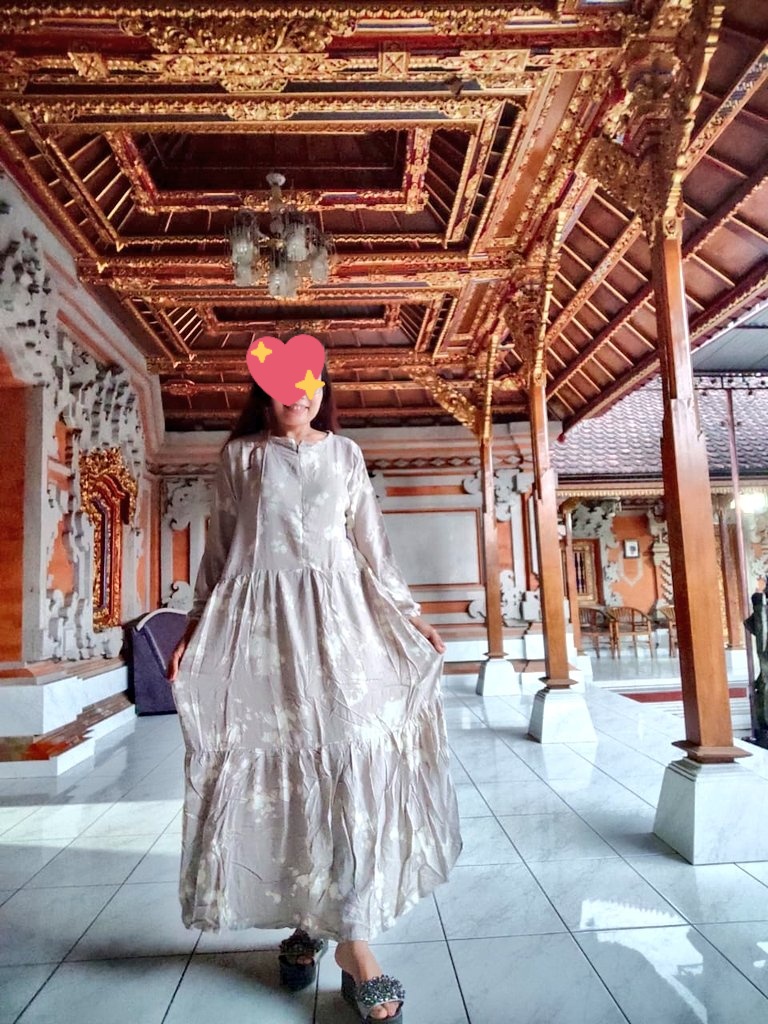 kamalacempaka's tweet photo. 🌸Gamis Bali
🌸Allsize fit XL
🌸Ada restleting di depan, cocok utk busui
💰120rb
📩DM utk pemesanan
#gamisbali
#busuifriendly
#oleholehbali
#bajubali
#dasterbali https://t.co/h8Jto5i2Ge