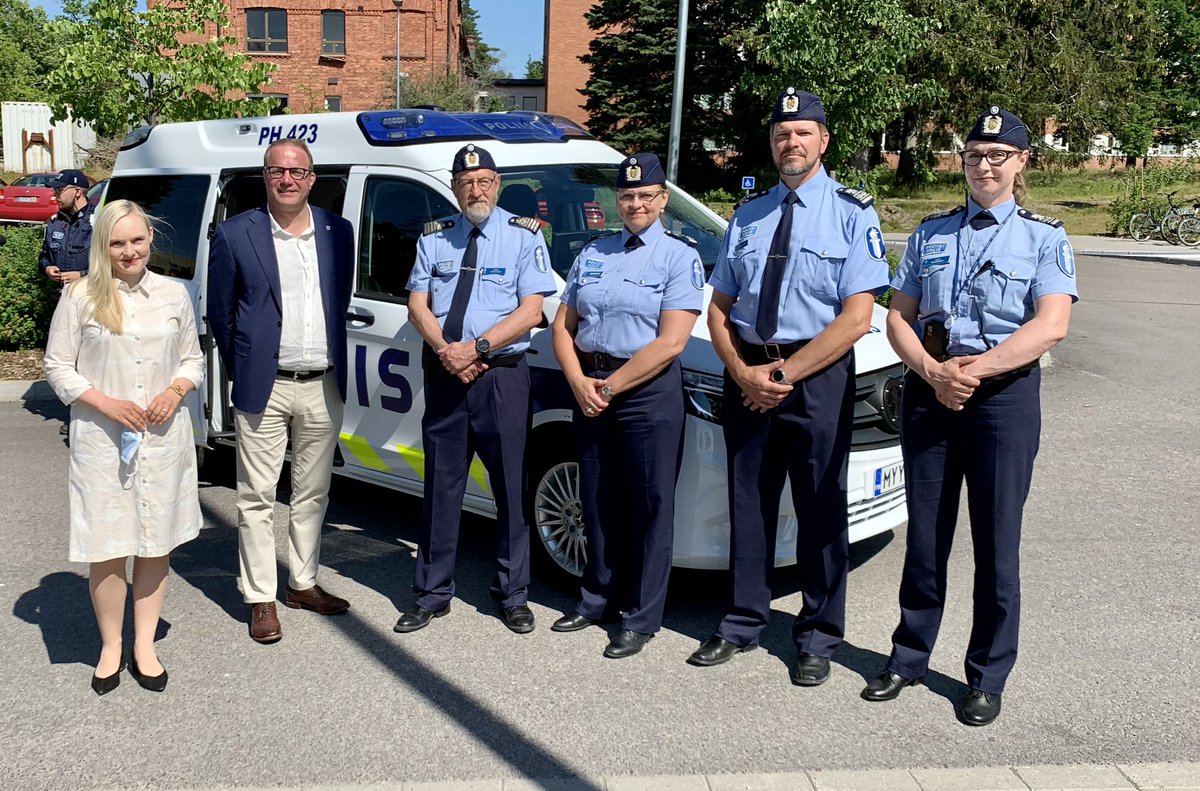Hameenpoliisi tweet picture