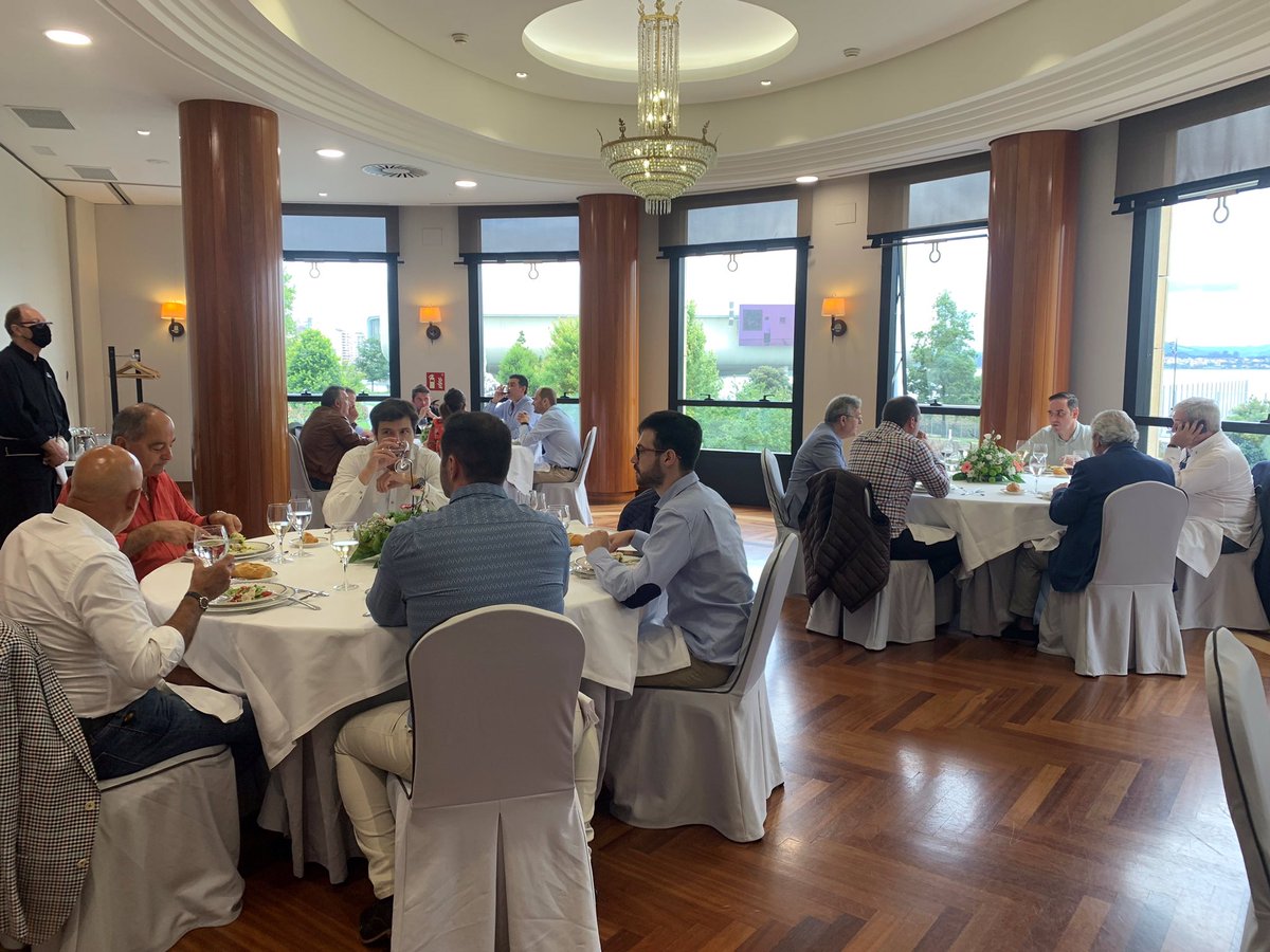 TecnausaRec's tweet photo. @TecnausaRec Gran éxito de TECNAUSA en la presentación de su Sistema de control de acceso Passarela el pasado día 28.
¡¡Gracias a nuestros clientes y amigos por su asistencia!! https://t.co/bVzl9X4TQu