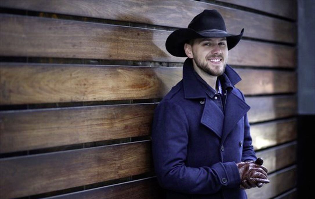chumptalkpod's tweet photo. EPISODE #157 - ft. @BrettKissel 
🚨LIVE ON ALL PLATFORMS🚨

- 2 time Juno Award winner
- 18 time CCMA winner
- Die hard Oilers fan
- Deuce Vodka
- Meeting up with the boys???
- + much more🔥

Listen/watch:
https://t.co/cWwHWGsNBU https://t.co/aLOXdyPyAG