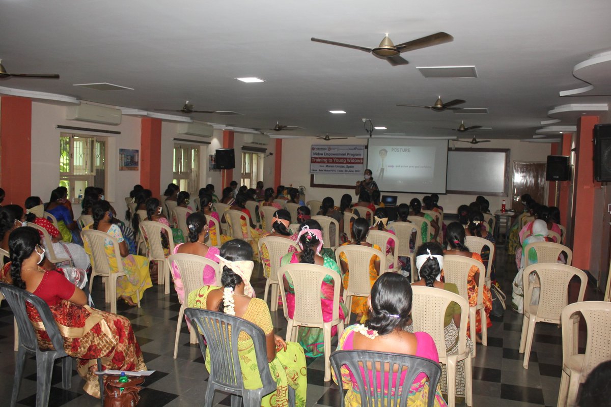 balavikasa_ngo's tweet photo. About 100 #youngwidows from across rural #Telangana participated in a Personality Development and #Communication Skills #training held at our #PDTC campus with the support @ManosUnidasONGD, Spain, today.
#womenempowerment #TrainingandDevelopment https://t.co/ZigScduncE