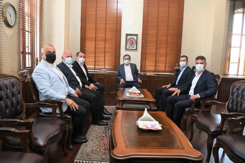 Nurettin_Sever's tweet photo. Memur Sen Genel Başkanı ve Eğitim Bir Sen Genel Başkanımız Ali Yalçın,Bayındır Memursen başkanımız  Soner Can Tufanoğlu,Samsun Memursen başkanı Hamdi Yıldız , Bem Bir sen Şb bşk Savaş Gayretli Samsun Büyükşehir Belediye Başkanı sn Mustafa Demir’i ziyaret ettik. https://t.co/BE2Yyp65Wk