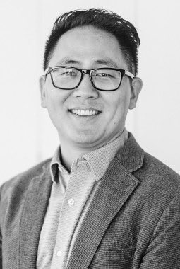 NeuromodDevices's tweet image. An episode of the fascinating &apos;Conversations in #Tinnitus&apos; podcast by @Tinnitus_USA has won a Bronze Award at Digital Health Awards 2021 (@DHealthAwards). The episode features our Prof Hubert Lim speaking on how bimodal neuromodulation is used to treat tinnitus #Spring2021DHA