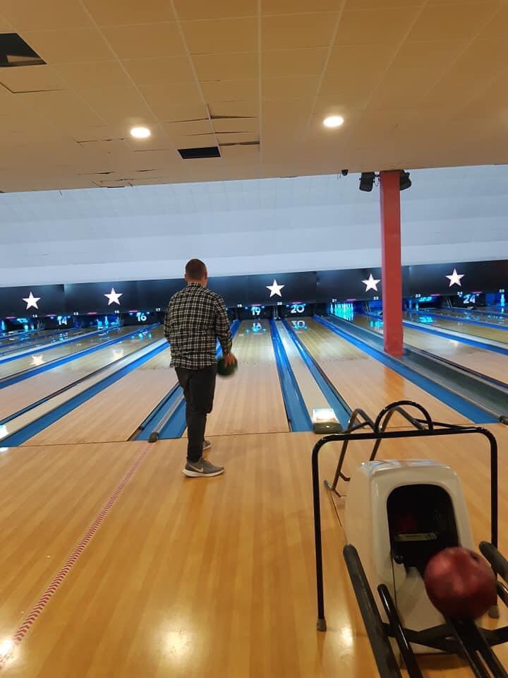 scuba2000's tweet photo. Lots of fun had by Scuba 2000 club members at last weekend’s #bowling event! #scuba2000 #scuba2000uk https://t.co/gUg90zBFRV