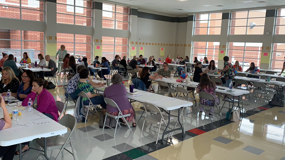 Learning how to Create a Culture of Questioning in our classrooms with @JGitzinger from <a href="/Region10ESC/">Region 10 ESC</a> &amp; many other great educators from <a href="/RoyseCityISD/">Royse City ISD</a>, <a href="/gisdnews/">Garland ISD</a>, <a href="/mckinneyisd/">McKinney ISD</a>, <a href="/mesquiteisdtx/">Mesquite ISD</a>, <a href="/communityisd/">Community ISD - Home of the Braves</a>, @tiogaisd, <a href="/Plano_Schools/">Plano ISD</a>, <a href="/QuinlanISD/">Quinlan ISD</a> , @goldenrulecharter, <a href="/hpisdschools/">Highland Park ISD</a>