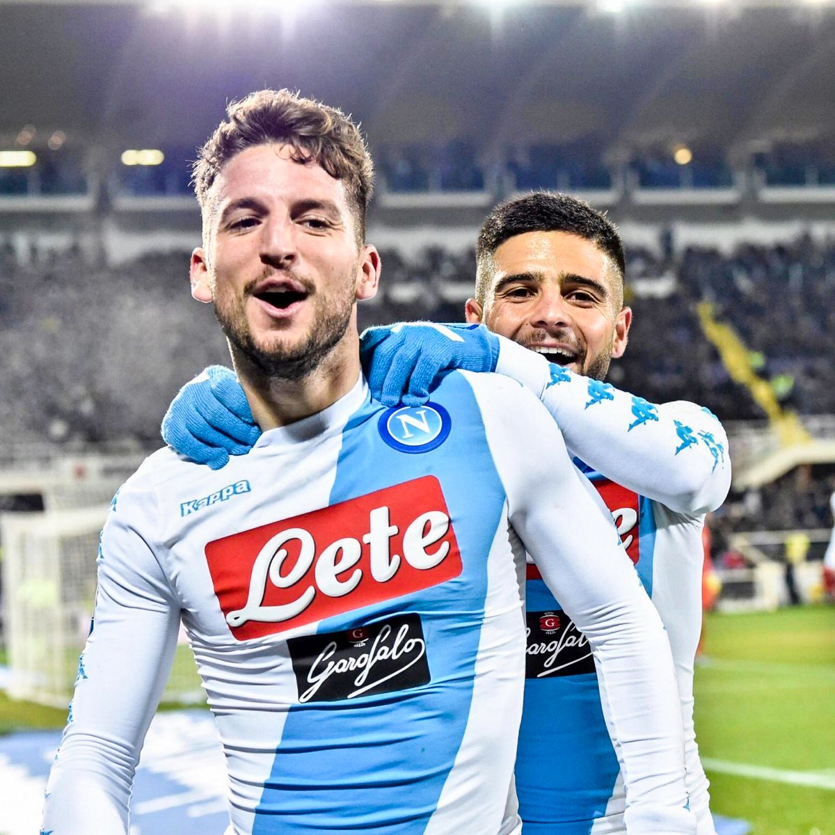 Front Office Sports on X: "It's believed that Napoli SSC produce their own kits next season, designed by Giorgio Armani himself. The Series A club's deal with current sponsor, Kappa, ends