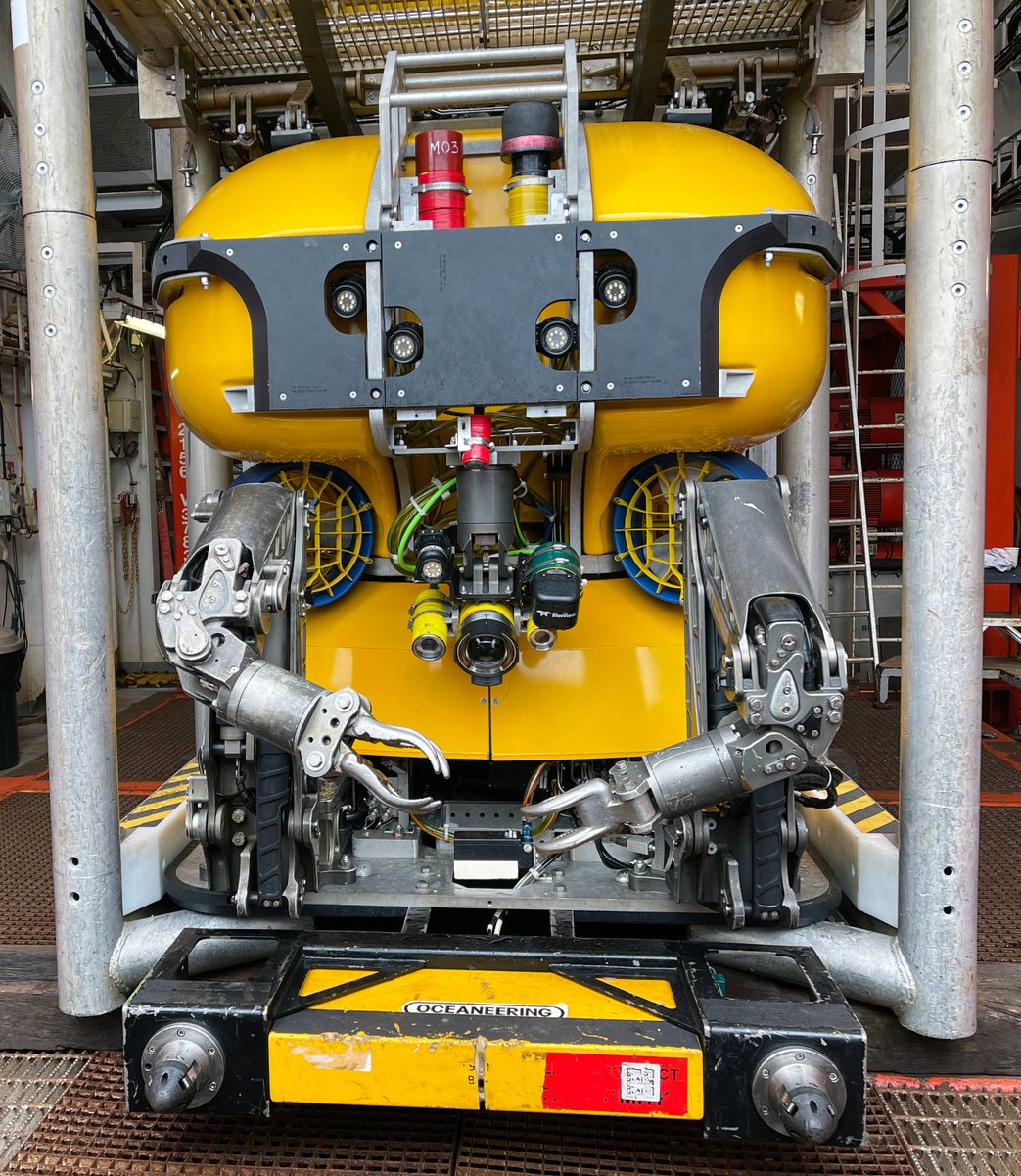 Oceaneering's tweet photo. A pair of Oceaneering Isurus ROVs have been operating at an Asia Pacific wind farm project, keeping station in 2.6 knots conditions. By using these ROVs operational performance has improved on the project for our client. Learn more: https://t.co/d0jlSG8nw3 https://t.co/r9LiyjixnE