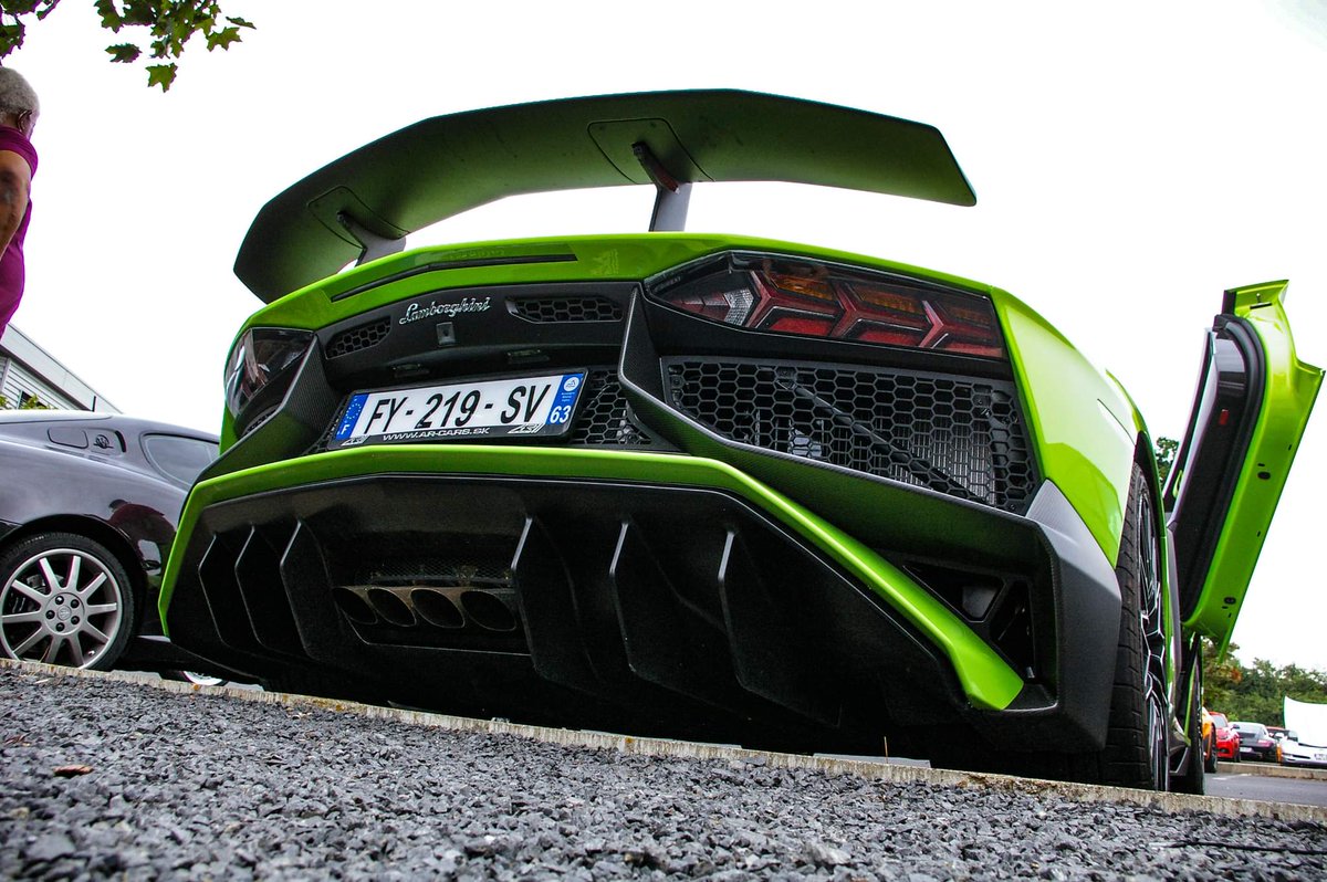 Elofangreg's tweet photo. #paysage #circuit #photography #photo #photographer #photoshoot #Photographie #ferrarissimo #NaturePhotography #PhotosOfMyLife #photographyislife #mountains #montagne #Auvergne #Lamborghini #ceerta https://t.co/ePQIYEkuSW