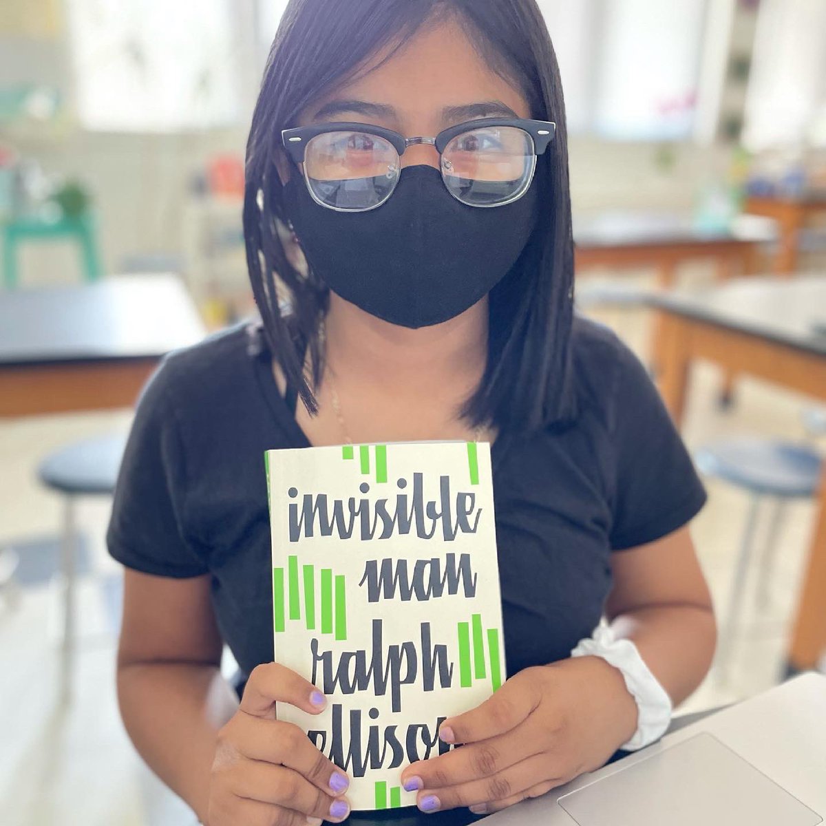 shschooldc's tweet photo. Nothing better than a good book! #CCAReads #CCASummer https://t.co/JH0yjJKJgl