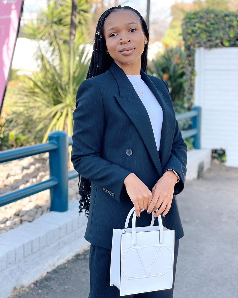 phume22's tweet photo. A CA(SA) in Banking…😎🤩 https://t.co/iRjxJgI1M8