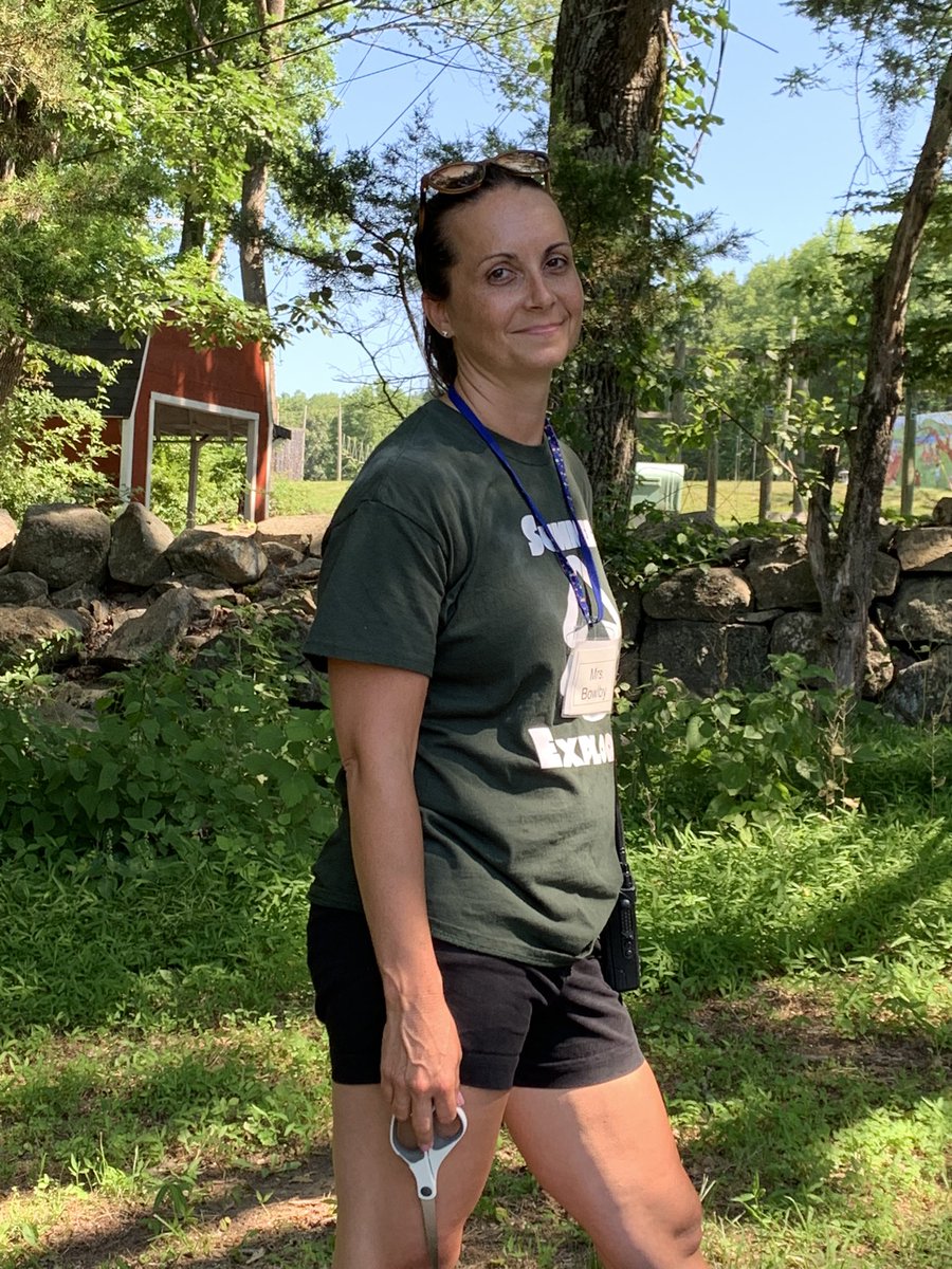 WMScienceIA's tweet image. Mr. Novak and Mrs. Bowlby are handing out ice pops at our camp cooling center today!!  @WestMilfordSupt @daniel_novak_WM
