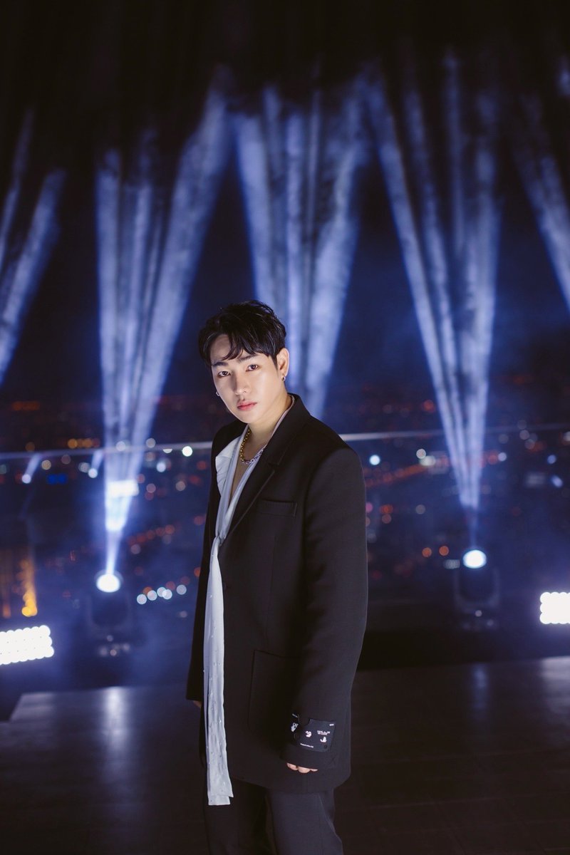 Nonghee702's tweet photo. ถ้าทางทีมงานดิสนีย์ผ่านมาเห็นทวิตของหนู หนูขออ้อนวอนขออำนาจของมู่หลาน จินนี่อลาดิน กัปตันแจ็คสแปร์โรว์ มิกกี้เมาส์ ปีเตอร์แพน ขอซักเพลงรึหนังดิสนีย์ซักเรื่องให้พี่เป๊กพากย์เถอะนะคะ หนูจะเป็นเด็กดี🥺❤️
#พี่เป๊กดิสนีย์ 
#DisneyPlusHotstarTH 
#สวัสดีดิสนีย์พลัสฮอตสตาร์ 
#เป๊กผลิตโชค https://t.co/uFvrRqtXL7